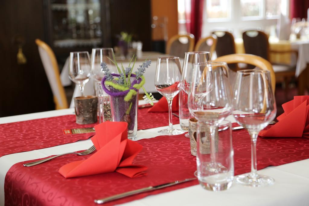Hotel Taunus Residence Bad Camberg Esterno foto