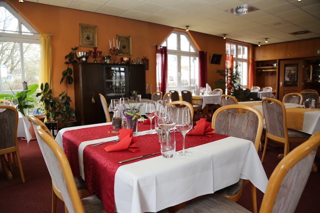Hotel Taunus Residence Bad Camberg Esterno foto