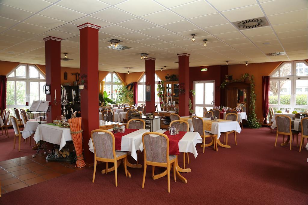 Hotel Taunus Residence Bad Camberg Esterno foto