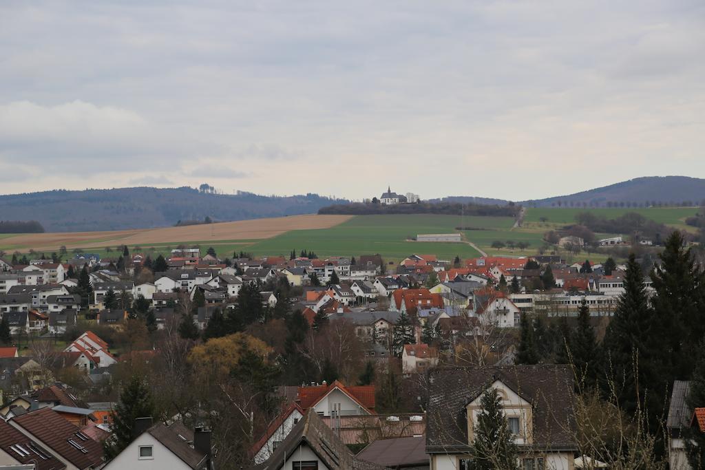 Hotel Taunus Residence Bad Camberg Esterno foto
