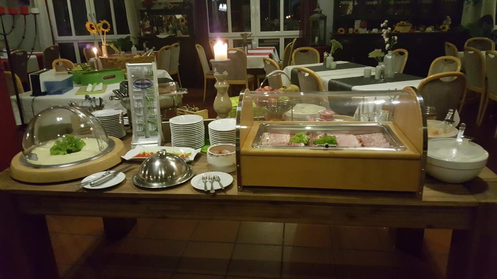 Hotel Taunus Residence Bad Camberg Esterno foto